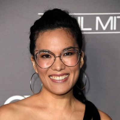 Former wife of Justin Hakuta, Ali Wong, on the red carpet.